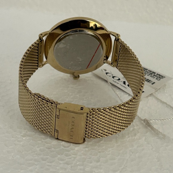 Coach Gold Men's Watch - Picture 10 of 12